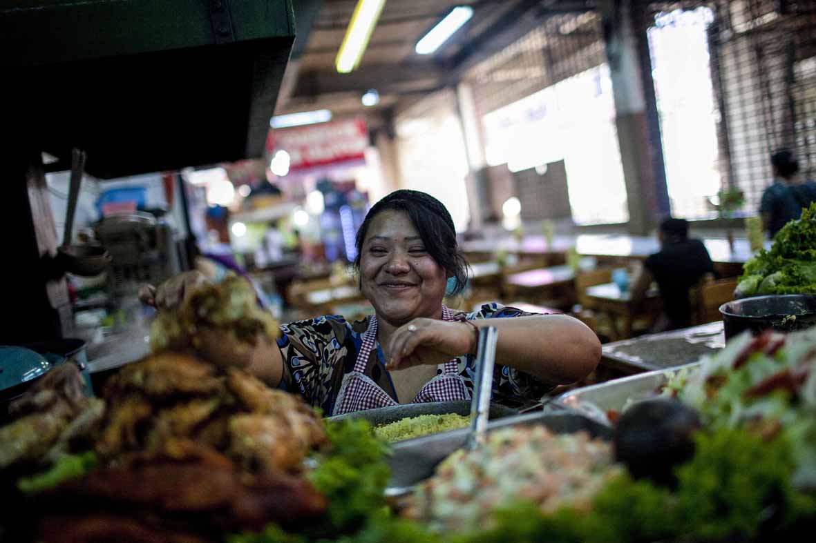 La comida típica se vende en el Mercado Central en la Ciudad de Guatemala.