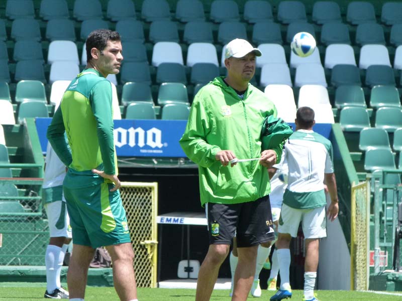 Rafa Márquez será titular el martes contra el Bolívar.