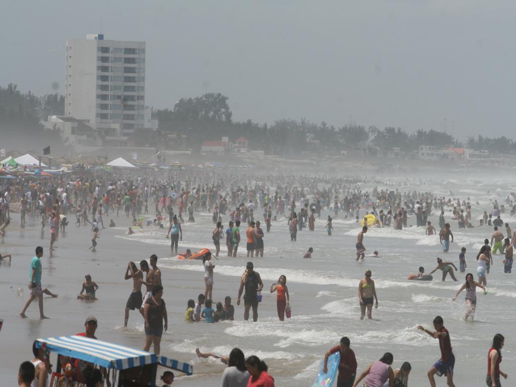 La playa Miramar ha sido el principal atractivo para el turismo que arriba al sur.