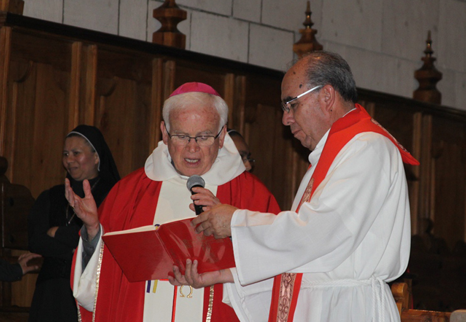 El párroco insistió que se deben erradicar los efectos del pecado.