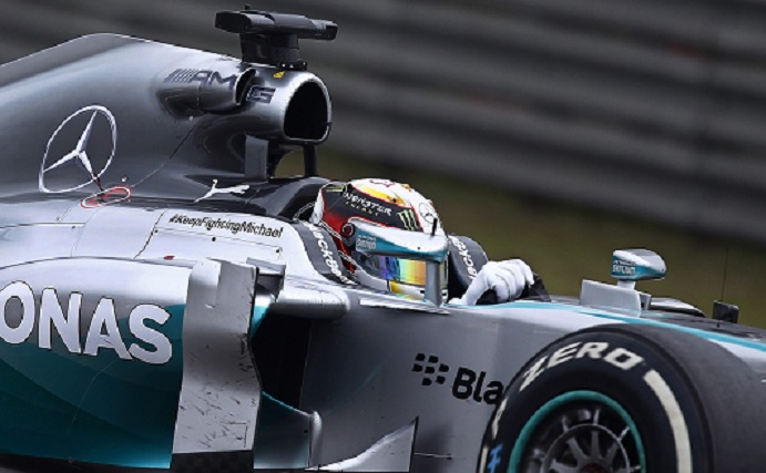 Lewis Hamilton (Mercedes) en su monoplaza