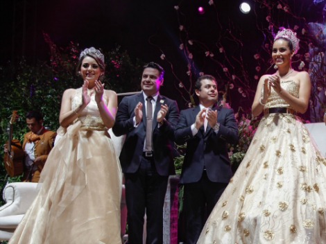 Sandoval Díaz acompañó a su homólogo de Aguascalientes, a la inauguración del teatro del pueblo 