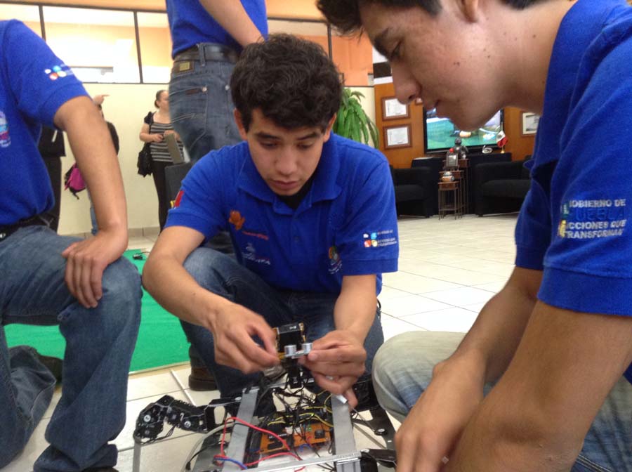 Equipo Halcones del Instituto Tecnológico Superior de San Martín Texmelucan.