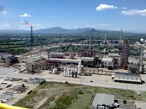 La actual planta refinadora Miguel Hidalgo en Tula, será reconfigurada por Pemex antes de la edificación de la Bicentenario.