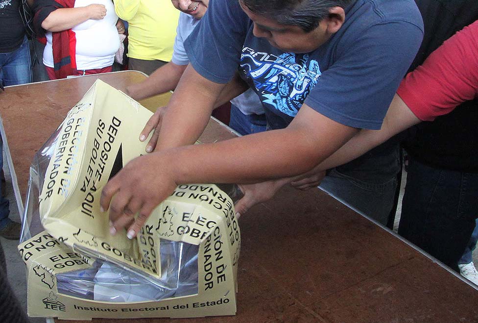 Mamparas, urnas y líquido indeleble serán rapartidos en las juntas auxiliares.