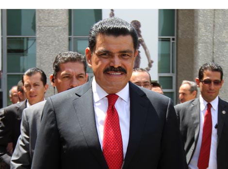 El gobernador Francisco Olvera pide aplicar la justicia.