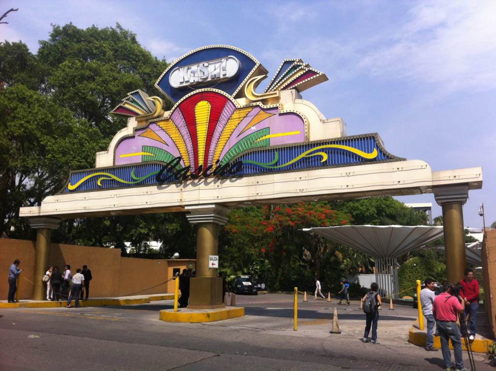 Operativo de clausura del casino "Kash!" en Morelos.