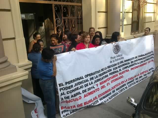 Los trabajadores aseguran que el aumento que les dieron fue insuficiente. 