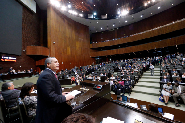 Manlio Fabio Beltrones, coordinador de los diputados federales del PRI.