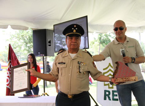 El general Salvador Gutiérrez Plascencia de la Séptima Zona Militar recibió el reconocimiento. 