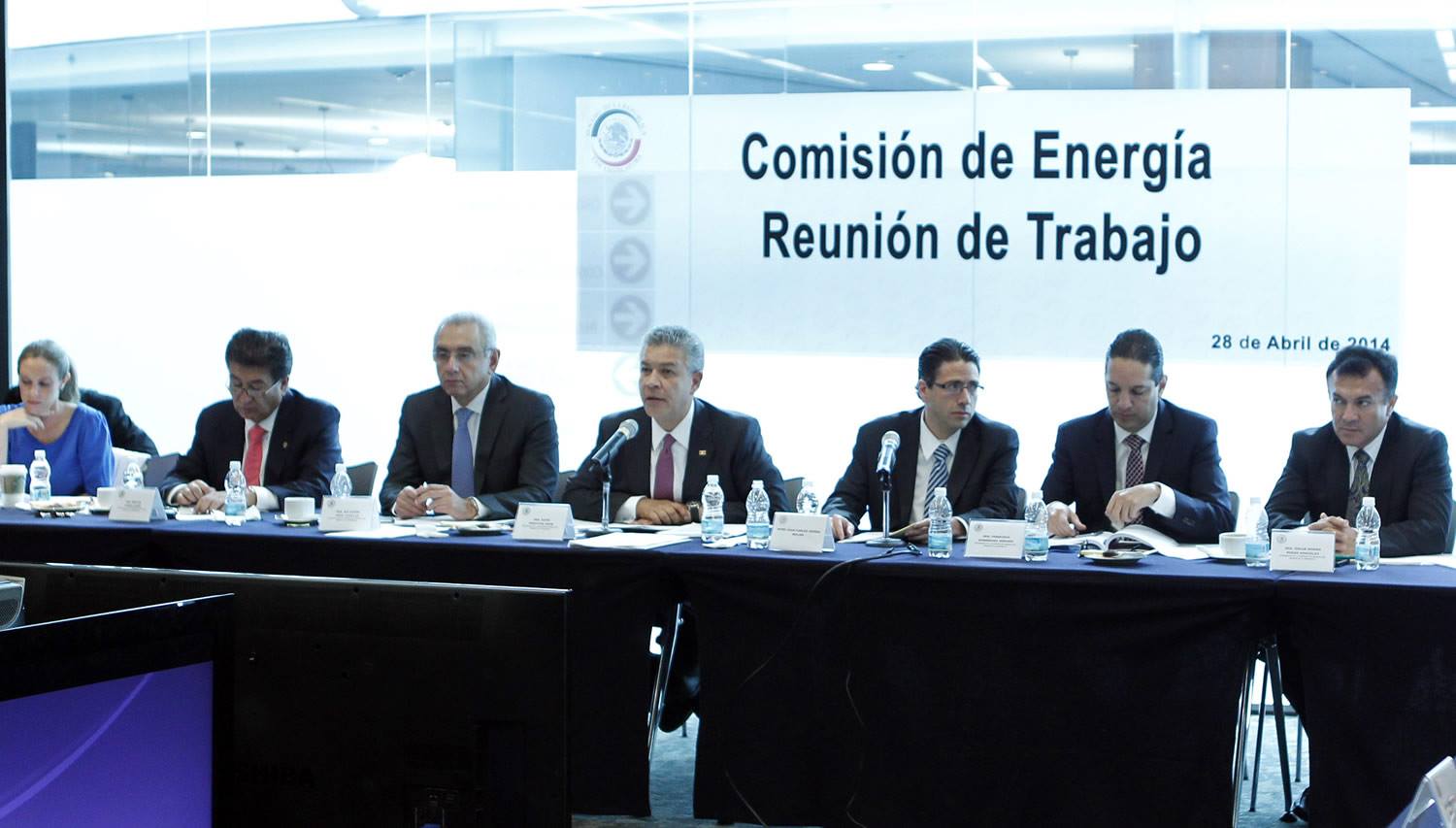 Comparecencia de los aspirantes a presidir la Comisión Nacional de Hidrocarburos.