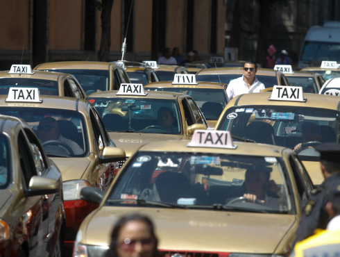 Las concesiones para el transporte público en el Distrito Federal serán otorgadas solo a empresas y no a particulares, según el proyecto de dictamen d