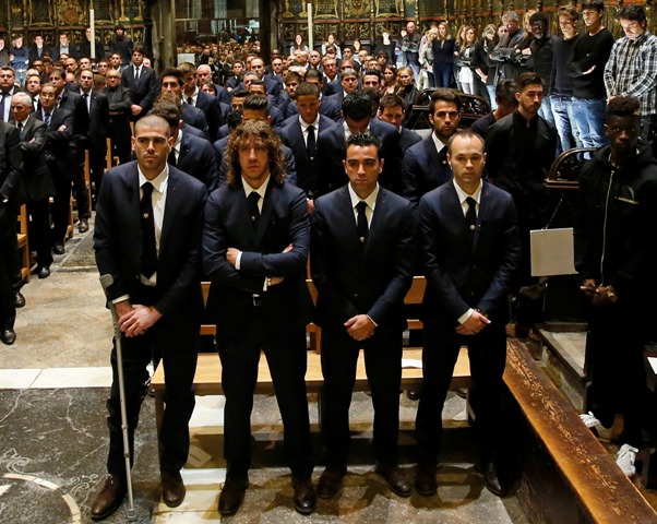 El plantel del Barcelona presente en la misa en honor a Vilanova 