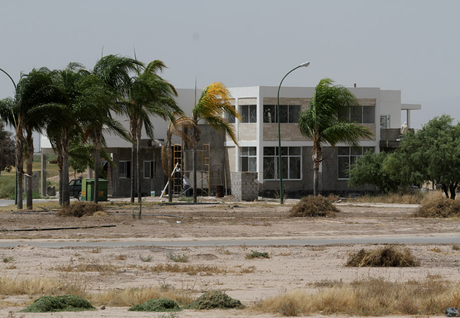 Algunas viviendas no se terminaron de construir.