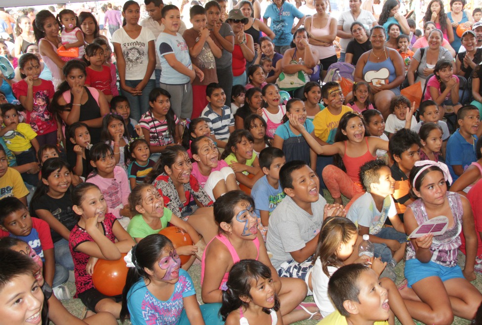 Los pequeños se divirtieron con las atracciones que prepararon las delegaciones  
