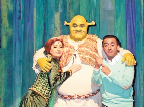 Los protagonistas  y Adal Ramones.