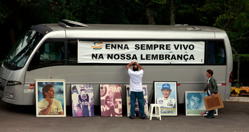 Rinden homenaje a Ayrton Senna