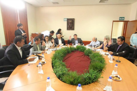 Ayer sesionó la Comisión de Procesos Electorales del Congreso local