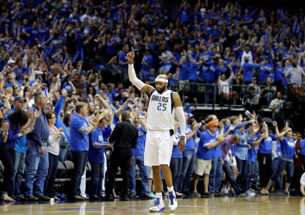 Dallas venció a San Antonio 