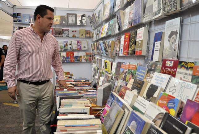 Inauguran en Naucalpan la Feria Internacional del Libro; la Artesanal y Gastronómica.