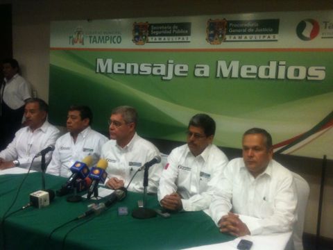 En rueda de prensa al final de la reunión, se dio a conocer la implementación de un sistema inhibidor de llamadas en el Cedes.
