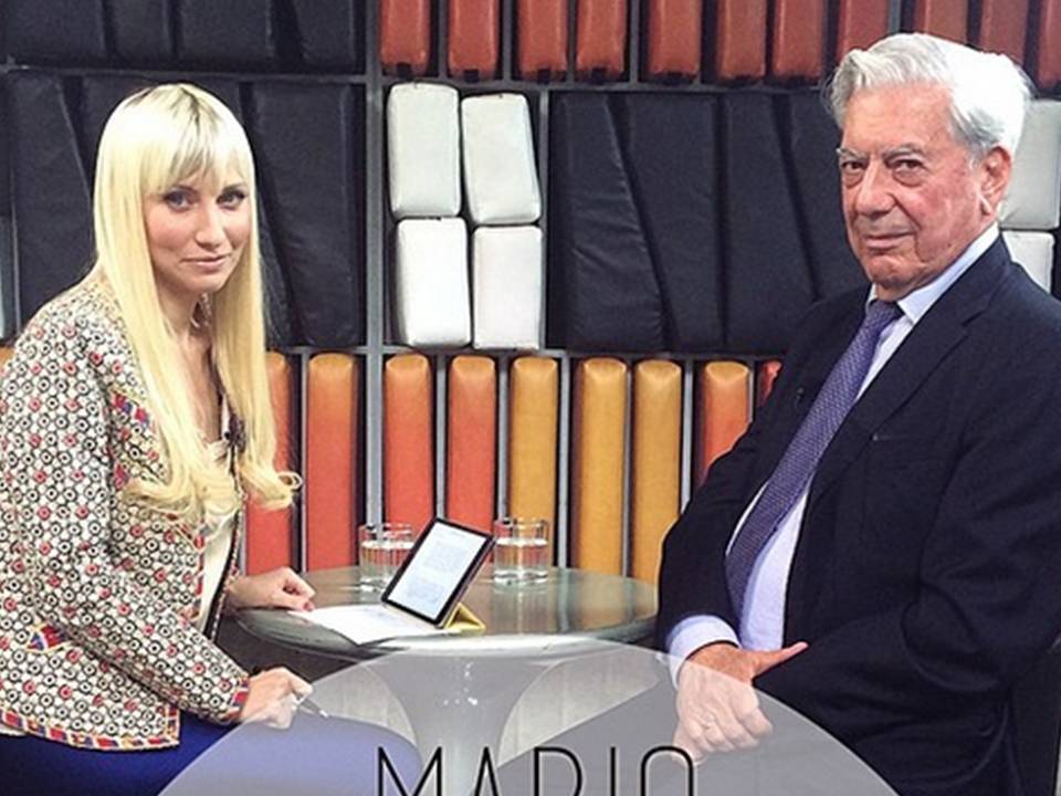 Shirley Varnagy y Mario Vargas Llosa durante la entrevista que Globovisión no transmitió por completo. 