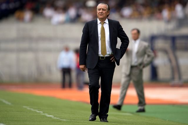 José Luis Trejo, entrenador de Pumas