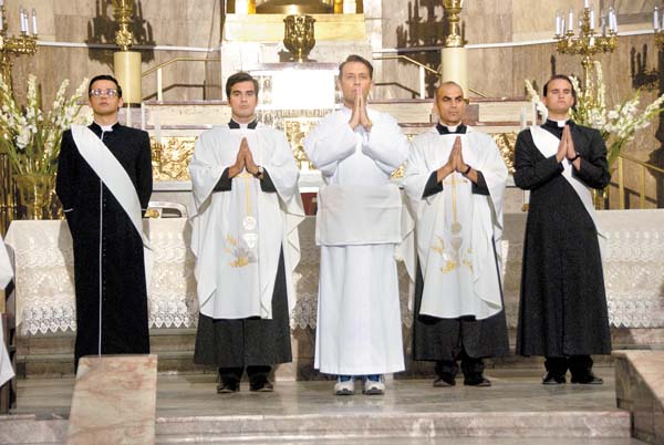 Pese a ser un tema que toca la religión católica, el filme ha tenido una buena respuesta en la taquilla.