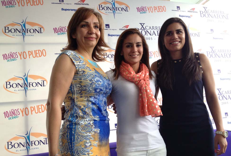 Amita Ocampo, Paola Espinosa y Karina Romero, presentes en el lanzamiento de la prueba.