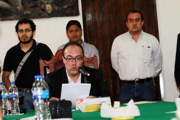 Mauricio Toledo informo que ya solicitó a la Autoridad del Espacio Público se suspenda la colocación de parquímetros