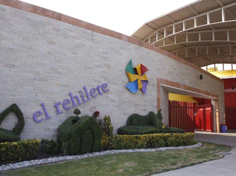 Tanto para acceder al museo, el observatorio y el Dinoparque, los precios son accesibles para toda la población.