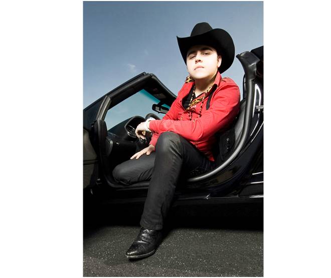 Se cancelo la presentación del cantante Gerardo Ortiz. 