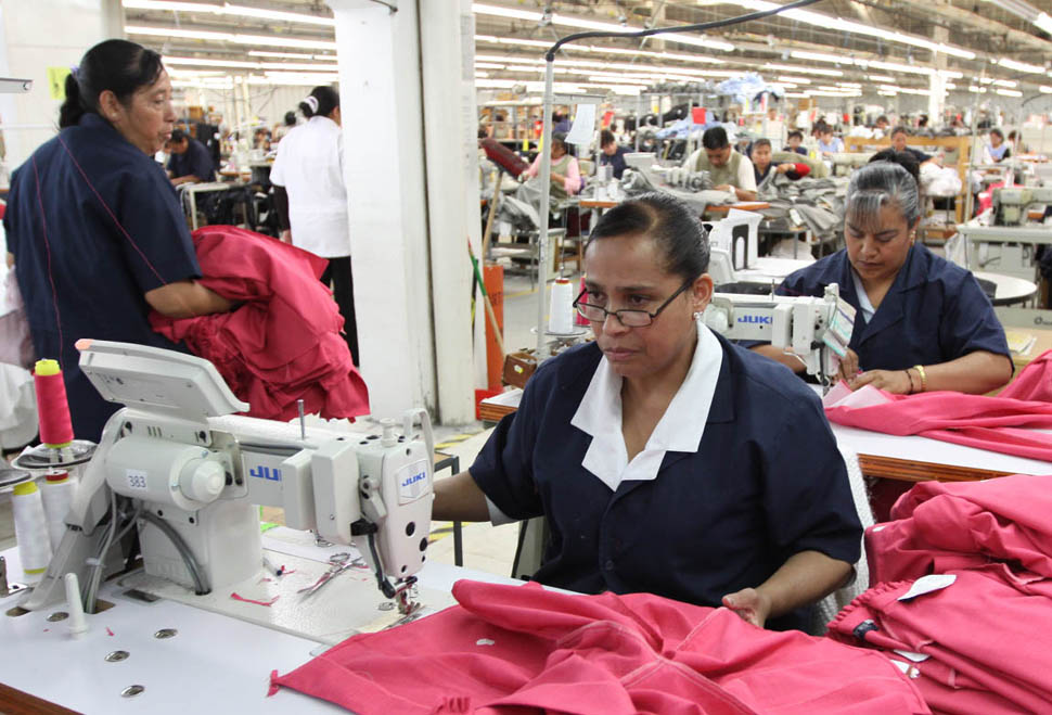 Por actividad económica, 340 mil 559 están en el sector manufacturero.