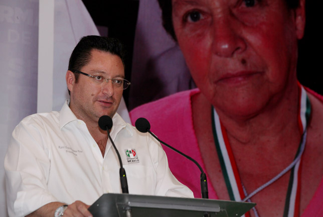 El dirigente estatal, Raúl Domínguez Rex.