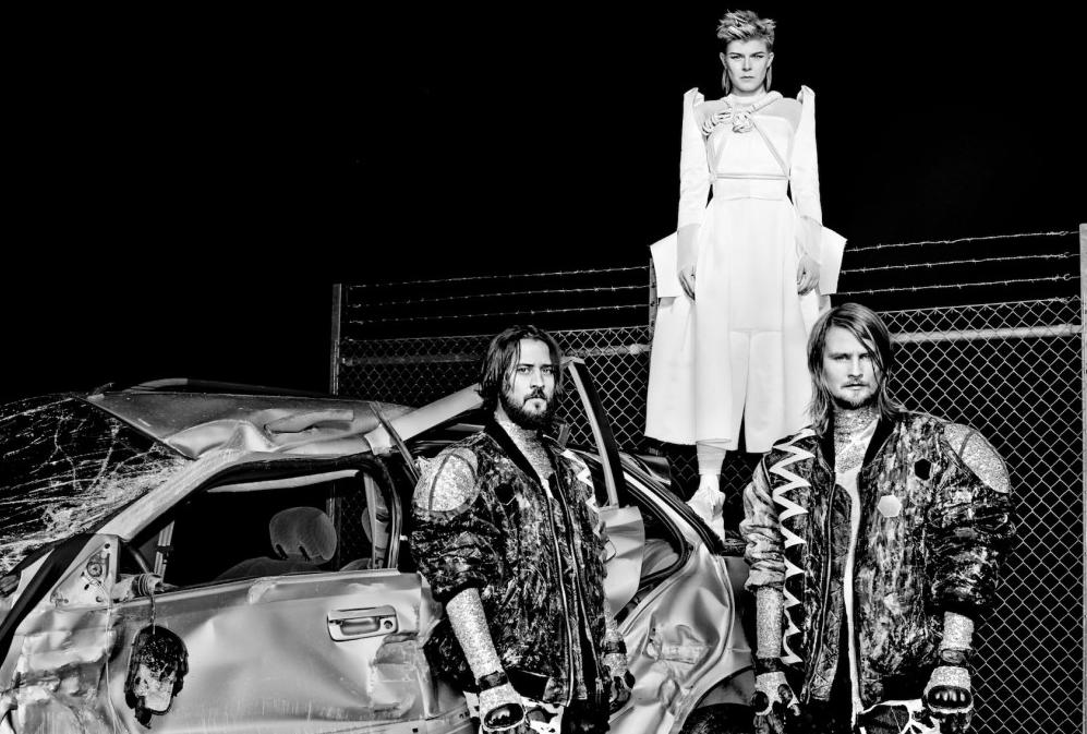 Röyksopp y Robyn interrumpieron la grabación de su video por el sismo.