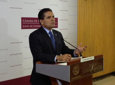 Silvano Aureoles, líder de la bancada del PRD en San Lázaro.