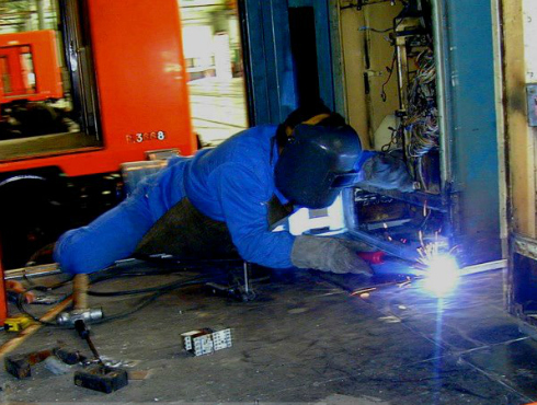 Otros cuatro trenes del Metro han sido recuperados y entrarán nuevamente en funcionamiento esta semana. Sumarán así 12 convoyes que vuelven a los riel