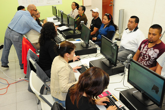 Únicamente el titular del local será quien recibirá el pago de la indenminación.