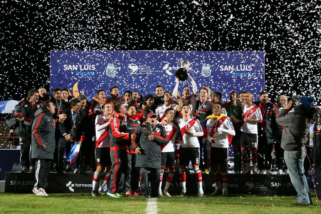 River venció a San Lorenzo 