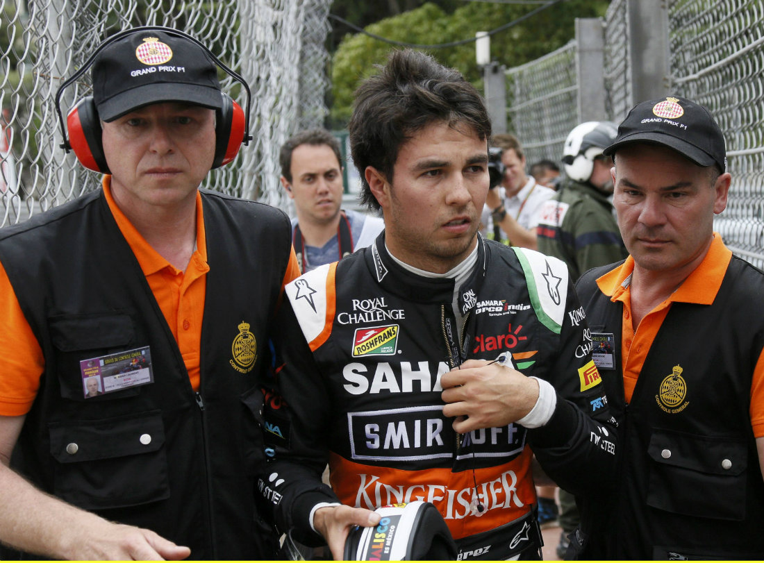 Sergio Peréz, ileso tras un choque con Button 