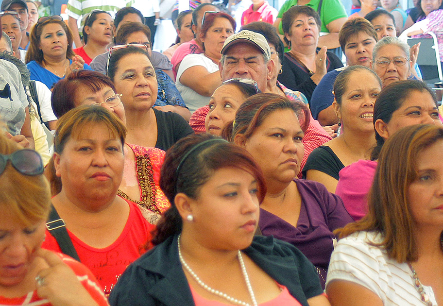 Las mujeres son atendidas en el Centro de Justicia para la Mujer en Torreón.