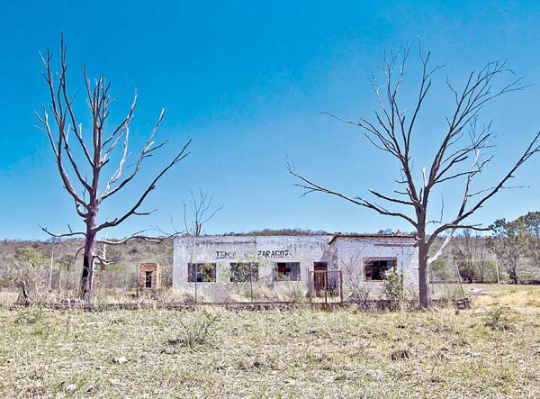 Algunos de los ex propietarios señalaron que no ven para cuándo se les pague la venta de tierras.