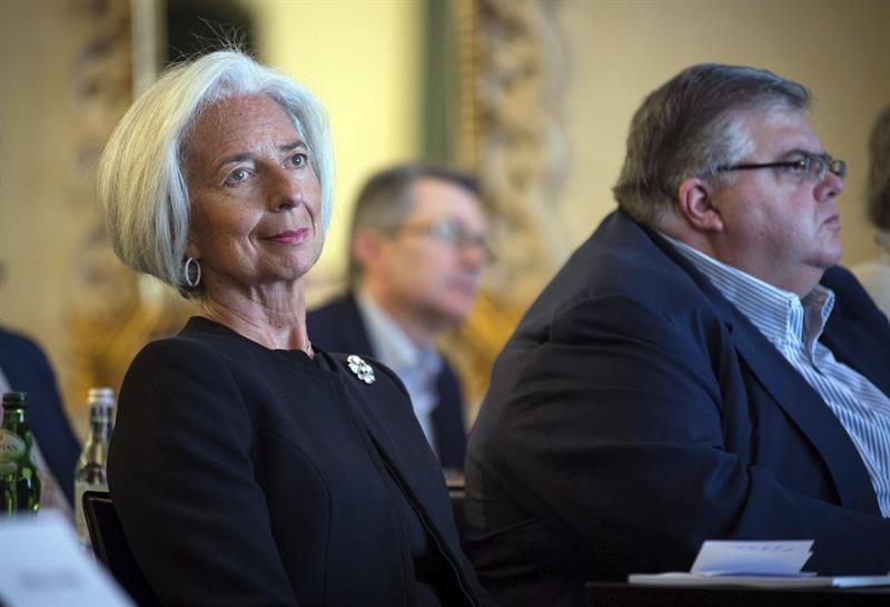 La titular del Fondo Monetario Internacional, Christine Lagarde, junto al gobernador del Banco de México, Agustín Carstens, en el foro convocado por e