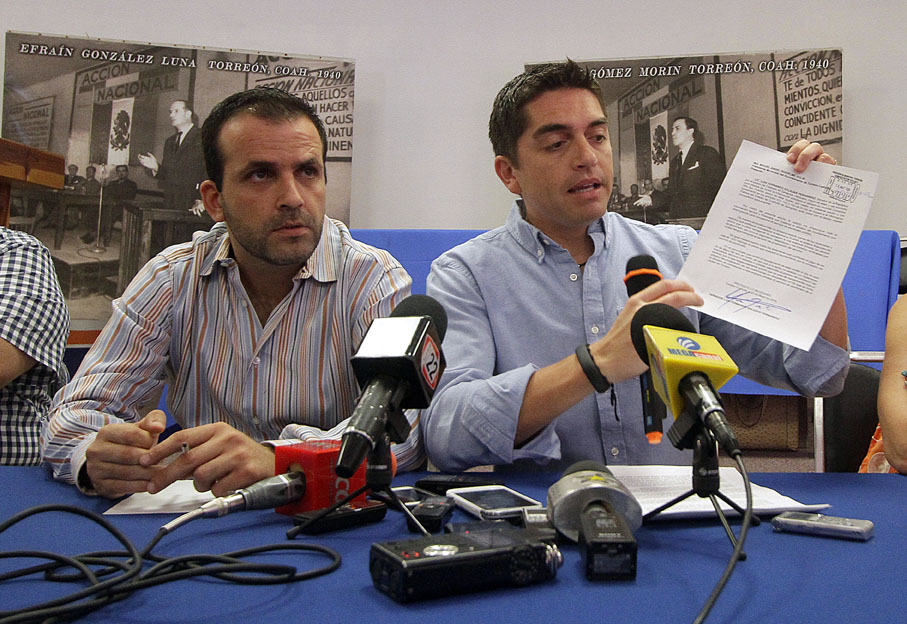 Senador Luis Fernando Salazar y el dirigente del PAN en Torreón, Miguel Batarse. 
