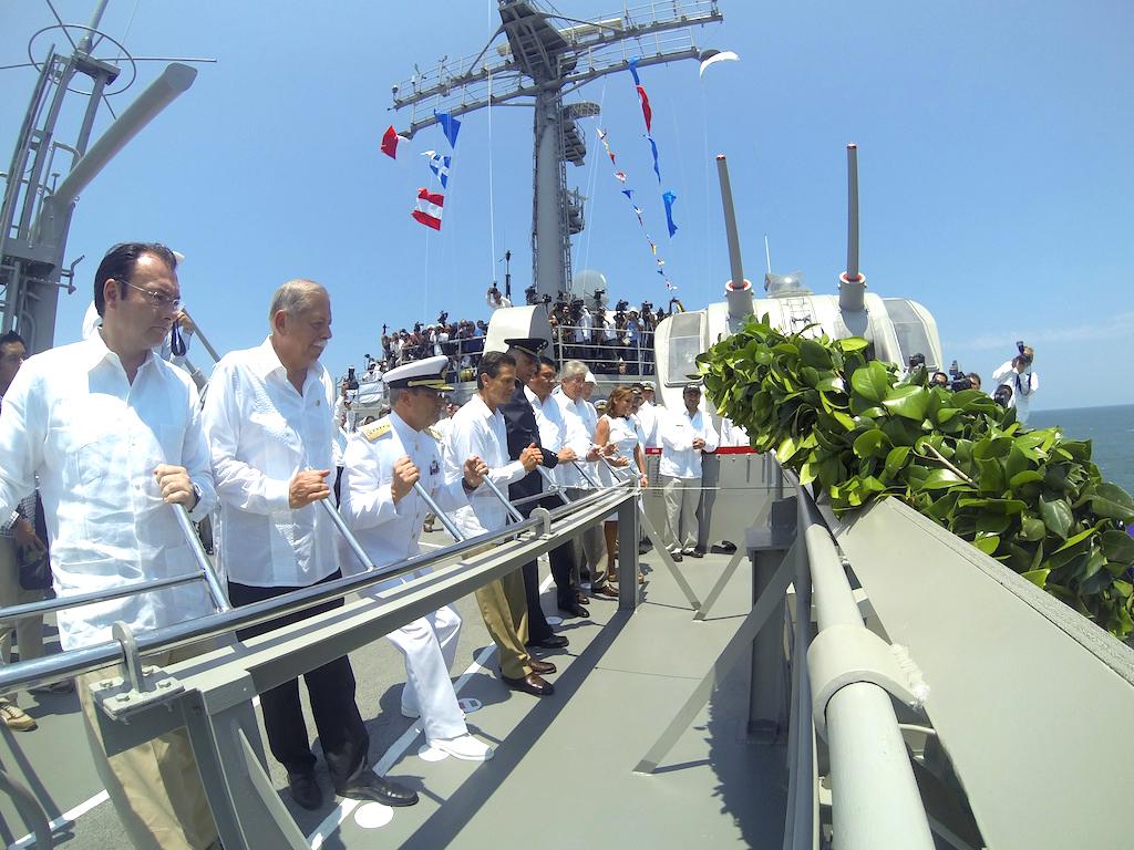 Conmemoran 97 años del servicio de la Marina.