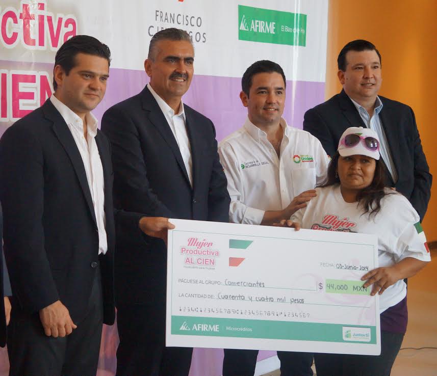Para poder obtener los recursos se necesita un grupo de al menos 10 mujeres. 