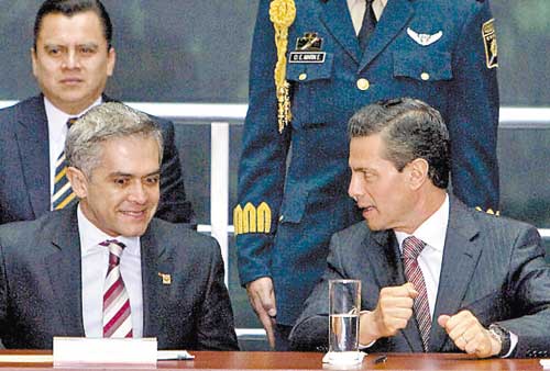 Durante el acto se anunció que se invirtieron mil millones de pesos.