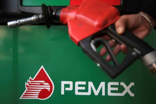Petróleos mexicanos vendió en 20.10 euros el 7.86 por ciento de su participación en Repsol, lo que reduce sus acciones en la compañía al 1.44 por cien