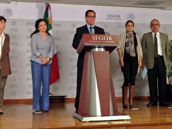 Roberto Campa durante la conferencia de prensa