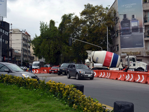 Desde este 5 de junio a las 23:00 horas se cierra la acera sur de Masaryk, que va de Arquímedes a Moliere, para continuar los trabajos de rehabilitaci